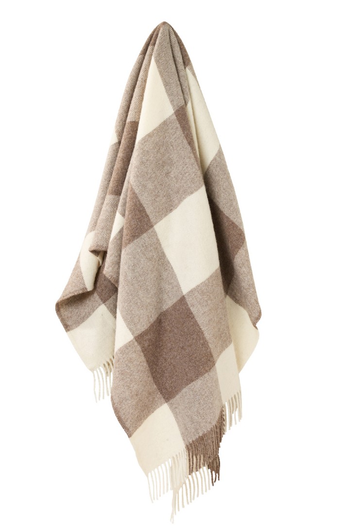 Shops Owen plaid throw