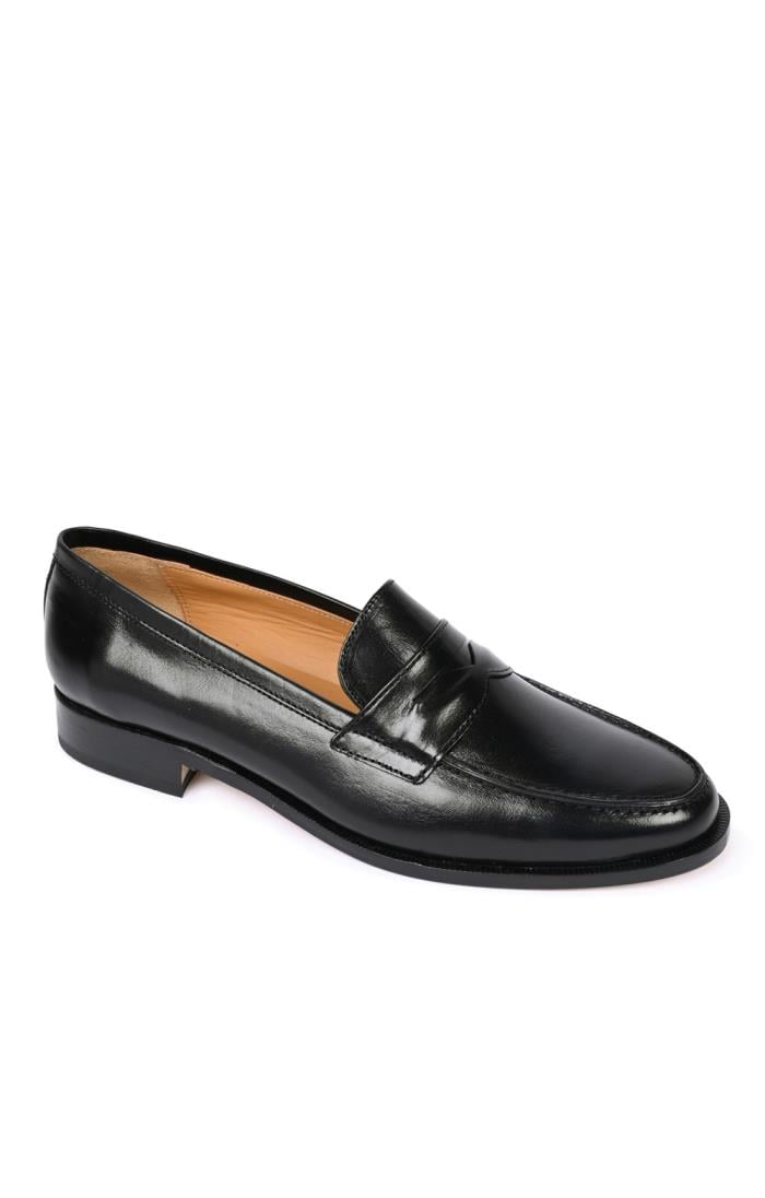 Black leather best sale penny loafers womens