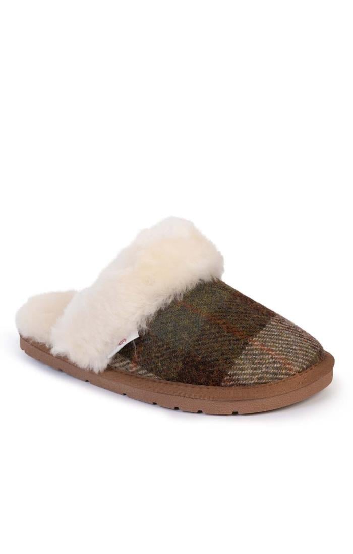 Ladies discount enclosed slippers