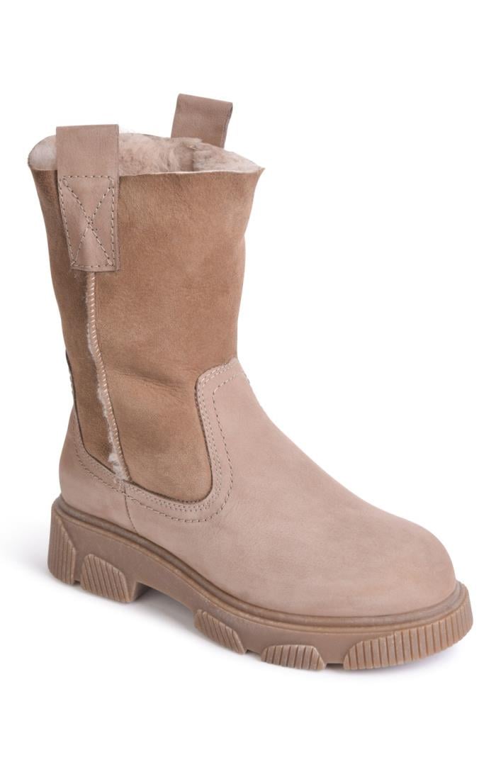 Suede hot sale sheepskin boots