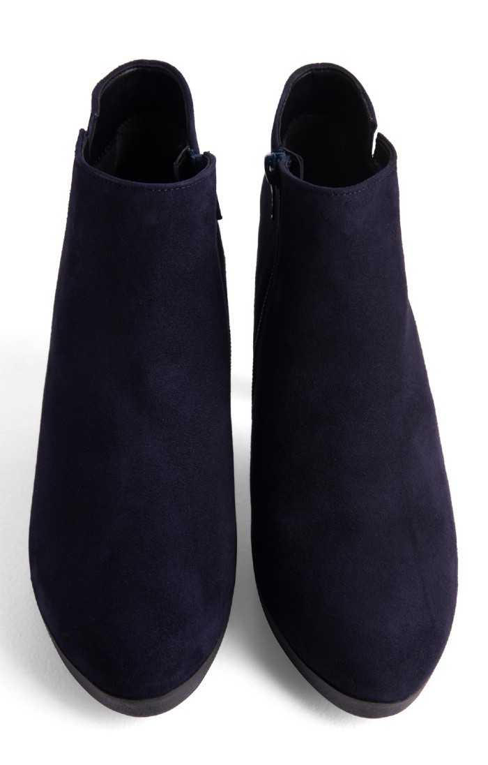 Navy blue best sale ladies boots