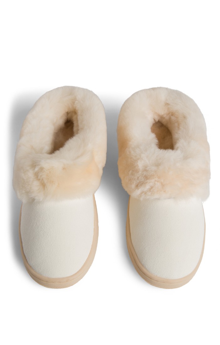 Sheepskin slippers white discount company