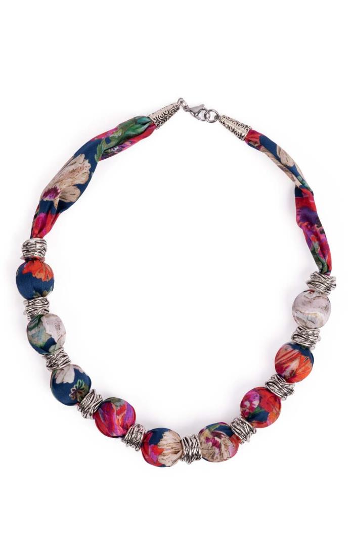 Silk deals bead necklace