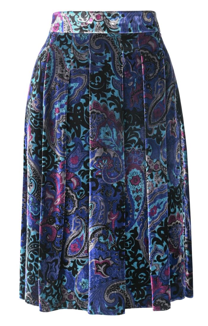 Ladies Velvet Box Pleat Skirt