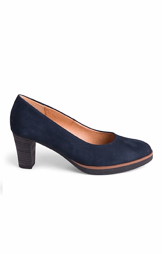 Dark navy deals court shoes