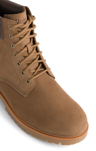 Mens clarks chukka clearance boots