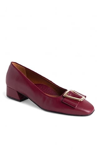 House Of Bruar Ladies Leather Pumps with Gold Buckle, Bordo