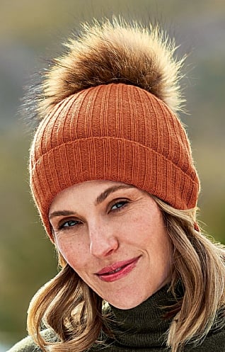 House of Bruar Ladies Cashmere Hat with Fox Fur Pom Pom - Warm Ginger, Warm Ginger