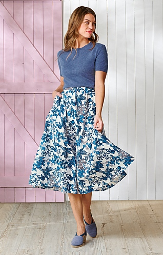 House of Bruar Ladies Skirt<br>Made With Liberty Fabric, Foraged Fruit